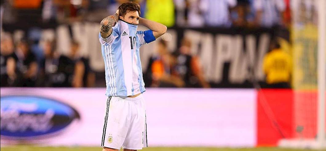 Copertina: Marino, dura critica a Messi: "Cosa, fa si ritira dalla Nazionale? E c'era chi lo paragonava a Diego..."