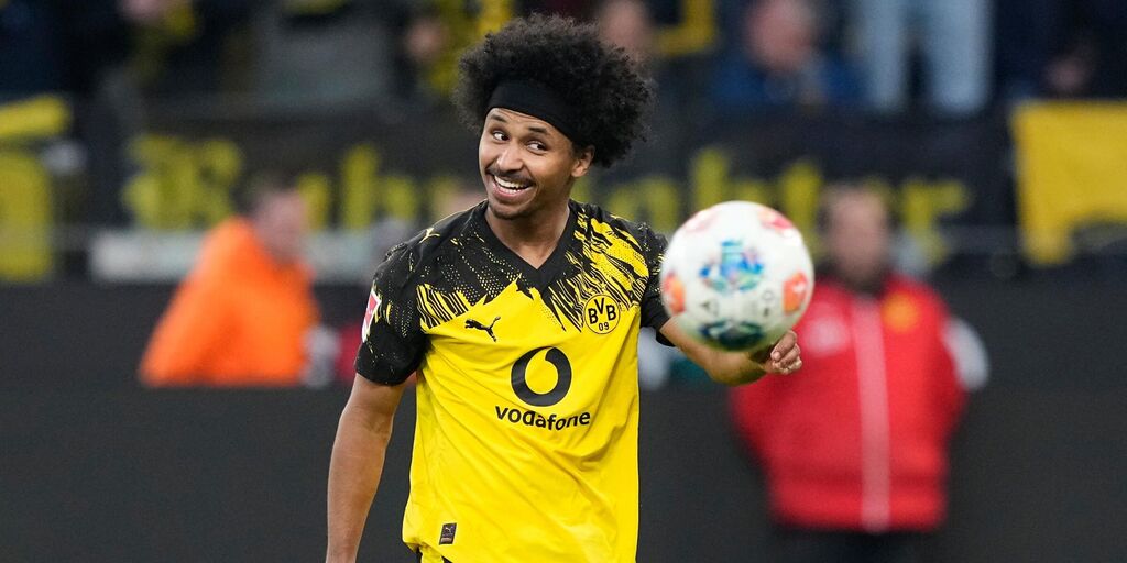 Copertina: Barcellona, altro rinforzo in attacco: dal Dortmund arriva Adeyemi