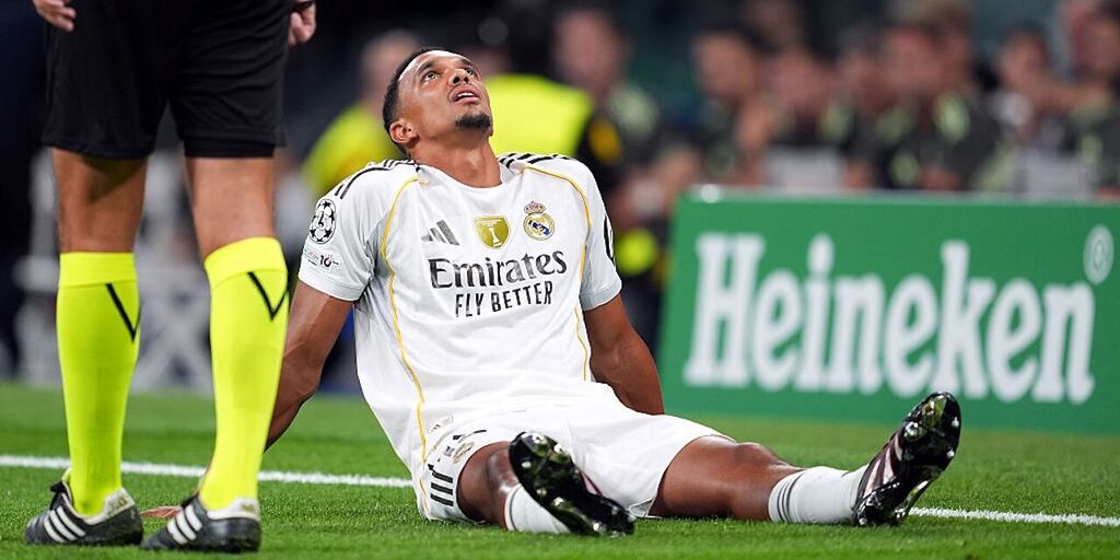 Real Madrid, infortunio per Alexander-Arnold: cambio forzato per Xabi Alonso