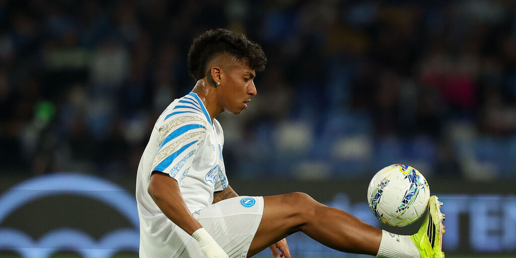 Copertina: Napoli, oggi doppia seduta: Alisson Santos in gruppo