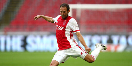 Copertina: Ajax, malore per Blind: grande spavento alla Cruyff Arena