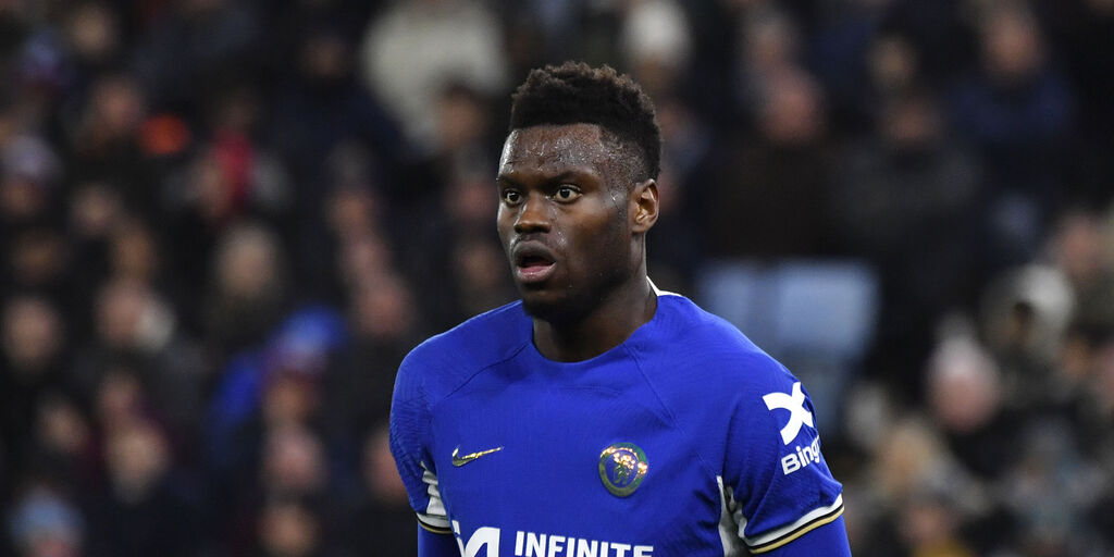 Copertina: Napoli, primo allenamento per Badiashile: il report