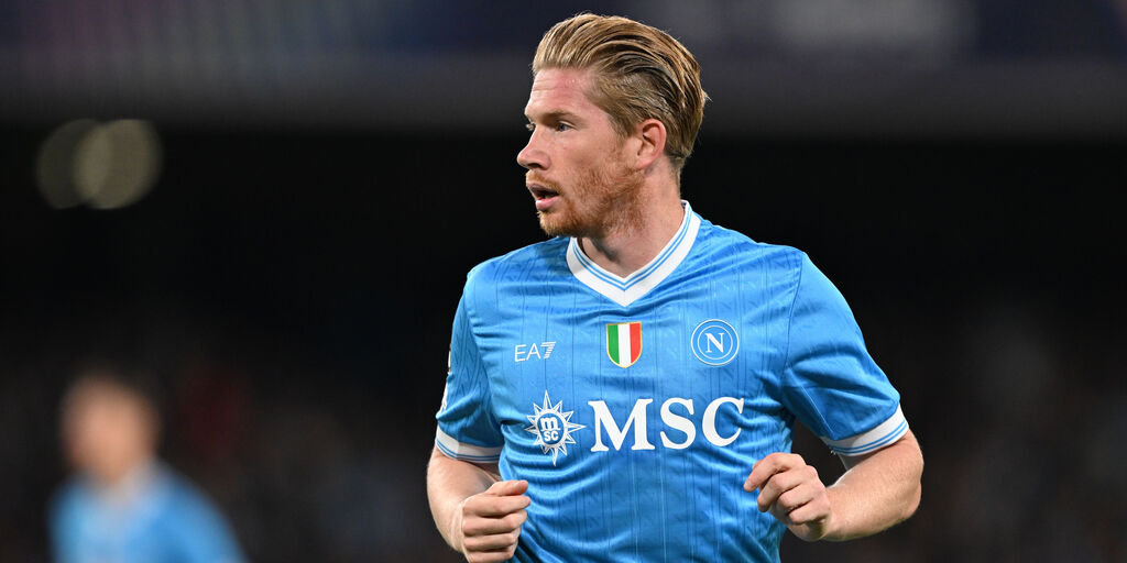 Copertina: Napoli, intervento riuscito per De Bruyne: la nota ufficiale