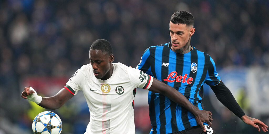 Copertina: Inter, serve un difensore: anche Chalobah nel mirino