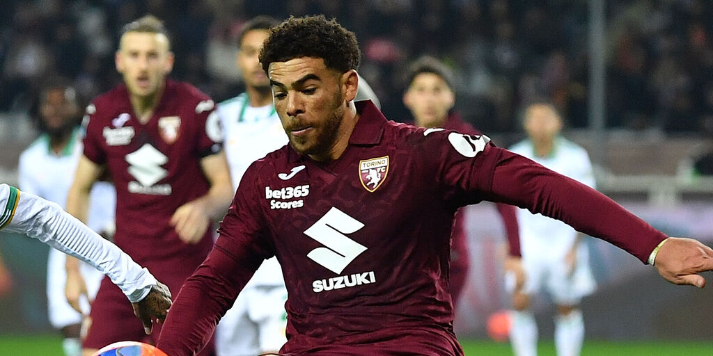 Torino, Ché Adams apre all'addio: spunta il Wolverhampton