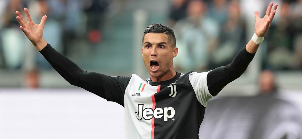 Copertina: Juventus-Milan, le formazioni ufficiali: Bernardeschi con Higuain e Ronaldo