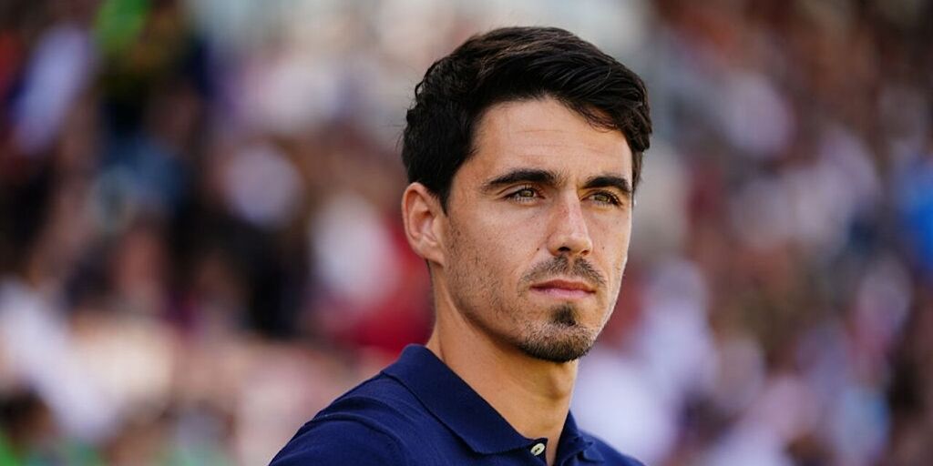 Copertina: Parma, Cuesta: "Pellegrino? Il caschetto è solo per protezione"