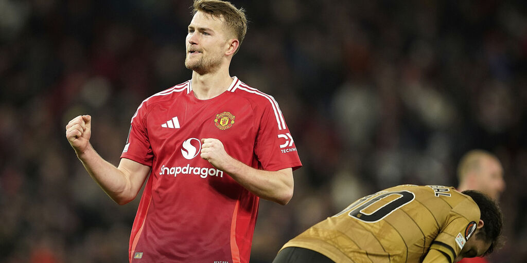 Copertina: Manchester United, De Ligt torna tra i convocati dopo 10 mesi