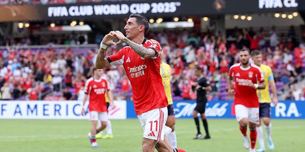 Copertina: Il Benfica asfalta l'Auckland City: 6-0