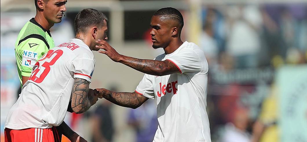 Copertina: Fantacalcio, Douglas Costa indica la data del rientro: Ramsey e Bernardeschi "tremano", la Juve torna al 4-3-3?