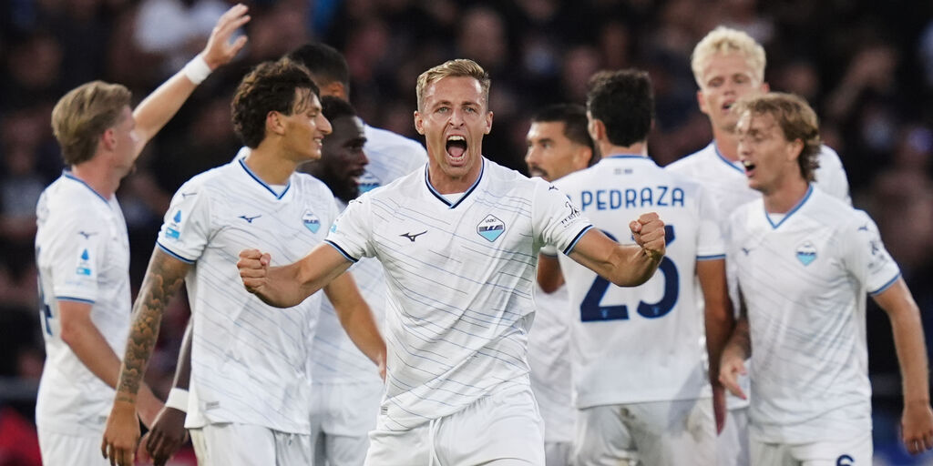 Copertina: Frattesi entra e segna, Lazio corsara a Bologna