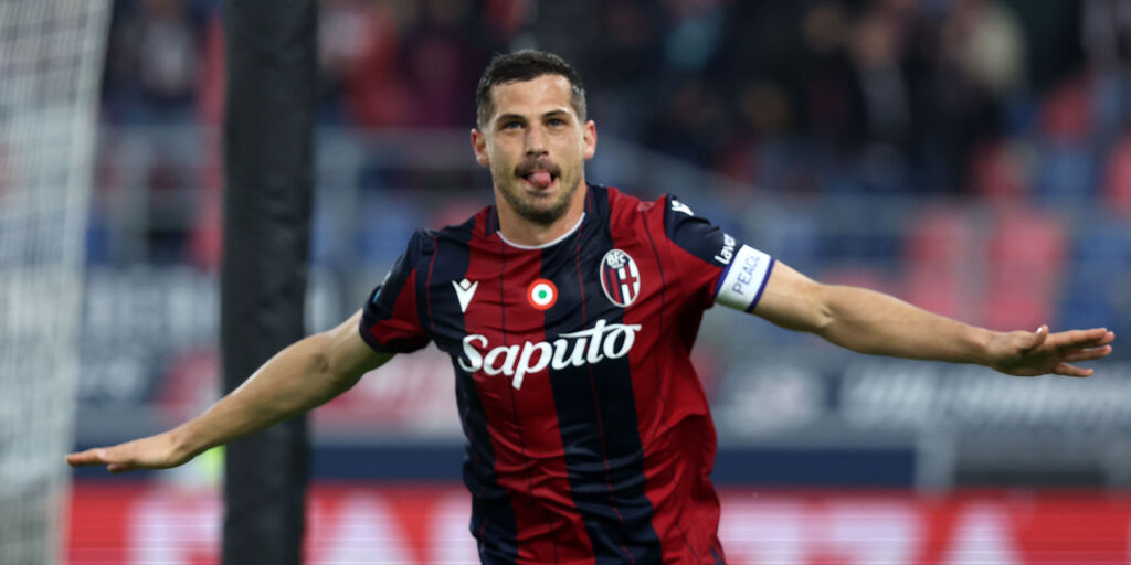 Apre Freuler, chiude Orsolini: il Bologna manda il Lecce al tappeto