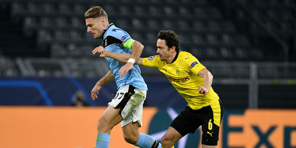 Copertina: Borussia Dortmund-Lazio 1-1: cronaca e tabellino