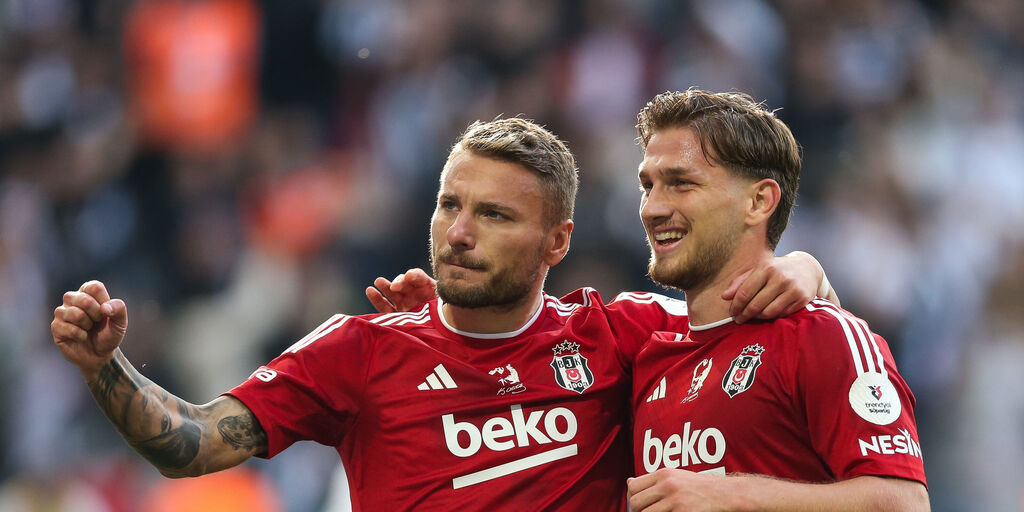 Copertina: Cagliari, in arrivo un attaccante dal Besiktas
