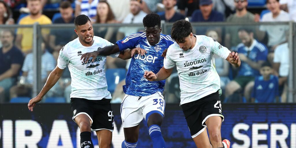 Copertina: Calciomercato Cagliari: primo rinforzo per Pisacane