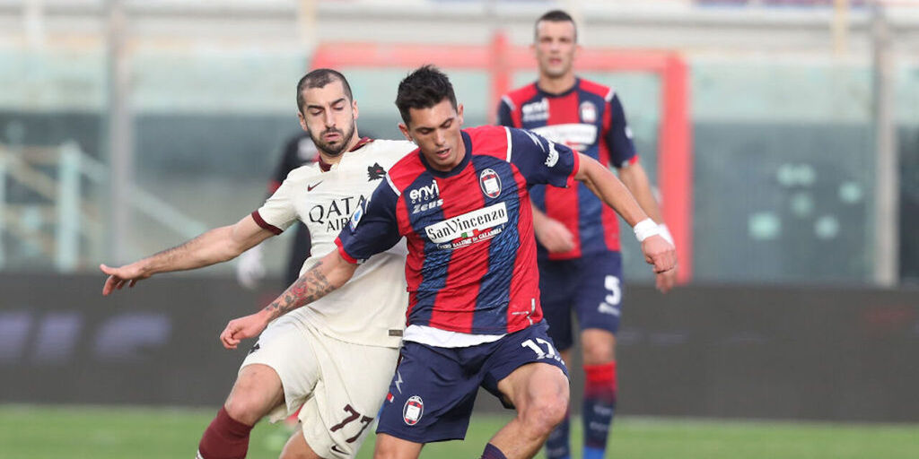 Copertina: Crotone: doppio infortunio per Vulic e Molina