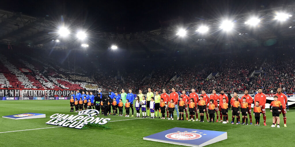 Copertina: Schick abbatte il muro dell'Olympiacos, al Pireo passano i tedeschi