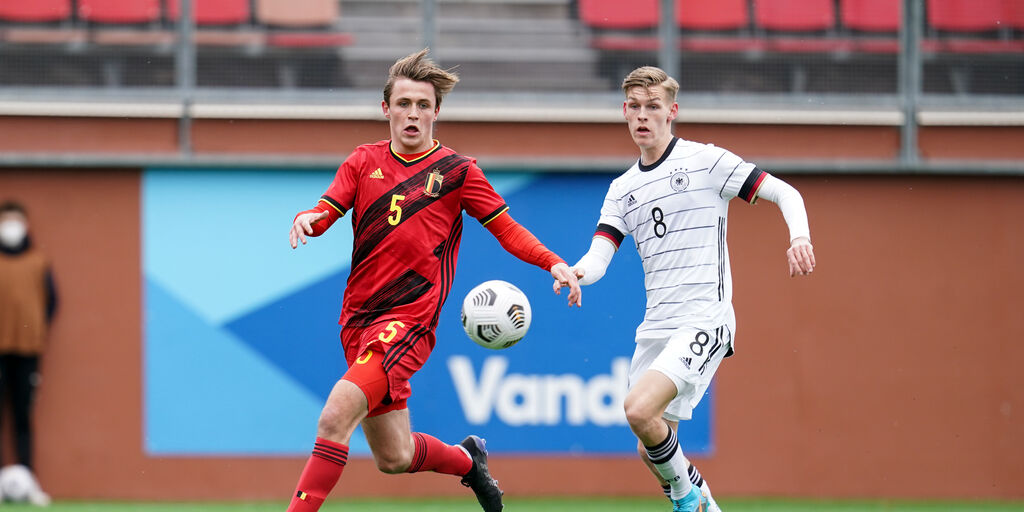 Copertina: Lecce, occhi in Belgio per la fascia sinistra: piace Rommens