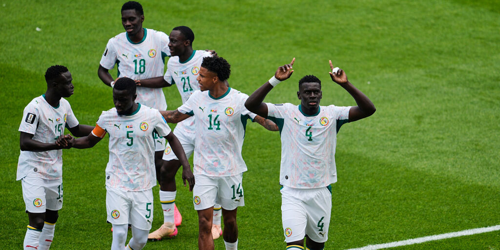 Copertina: Il Senegal strapazza l'Iraq, 5-0 e speranze di qualificazione