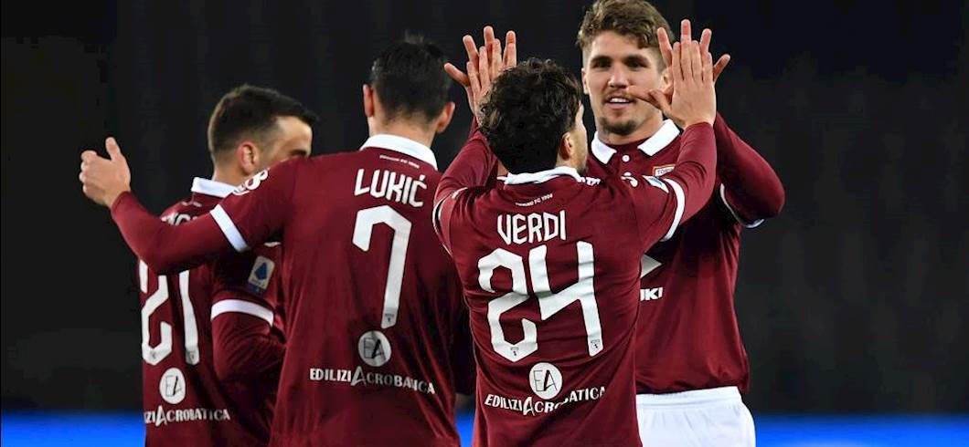 Copertina: Torino: due calciatori positivi al coronavirus, il comunicato