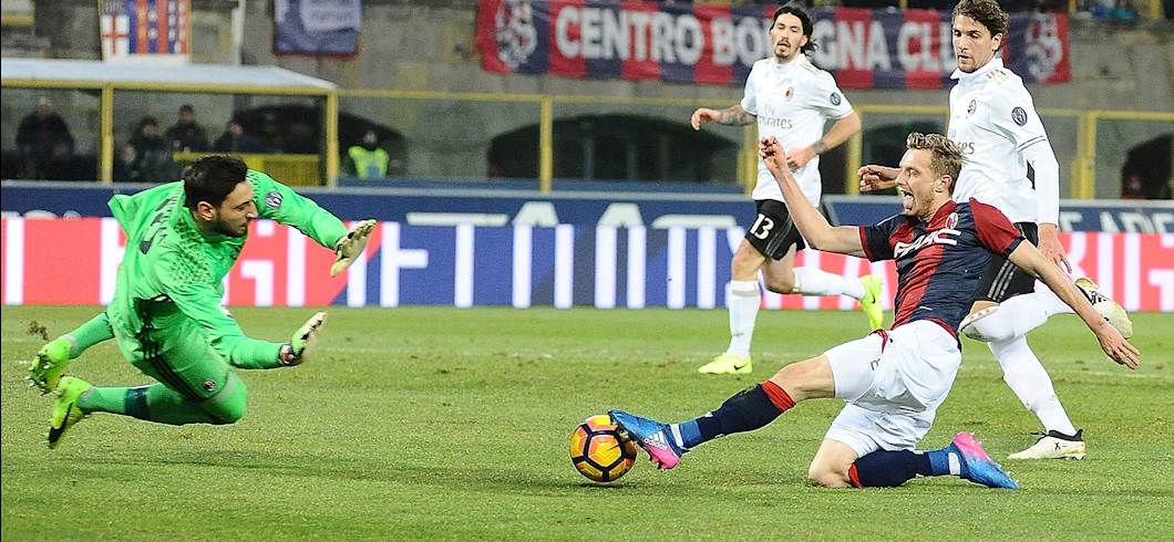 Copertina: Incredibile Milan! All'89' sbanca Bologna in 9 contro 11: super Deulofeu, decide Pasalic