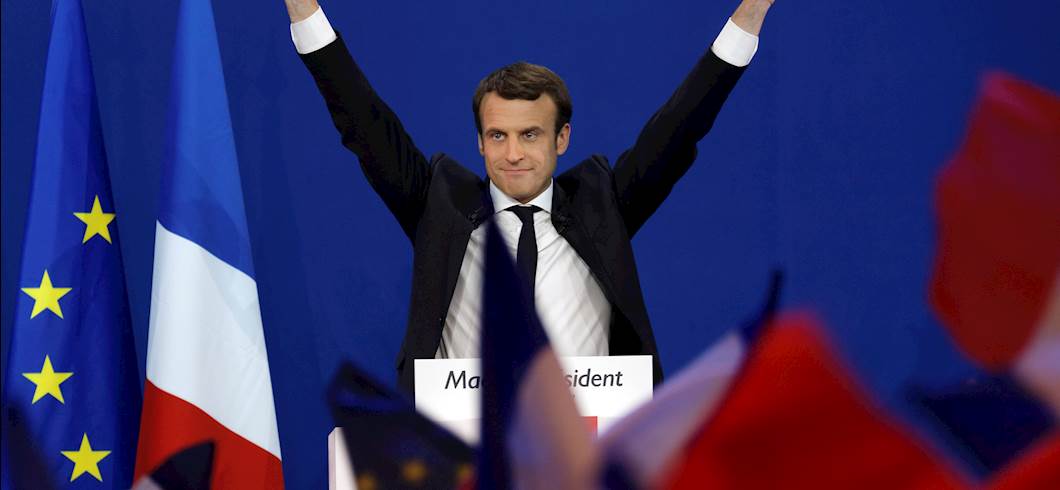 Copertina: La Francia fa slittare l'apertura delle scuole: non più l'11 maggio, se ne riparlerà a giugno