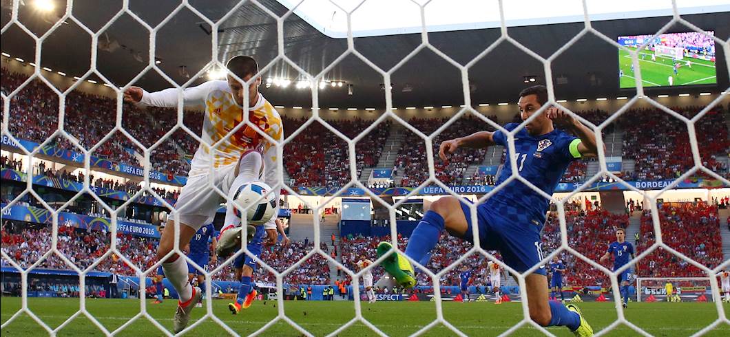Copertina: Europei 2016, Croazia - Spagna 2-1: voti, cronaca e tabellino