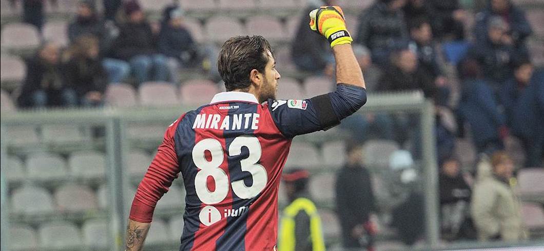 Copertina: Bologna, ora è ufficiale: Mirante fuori dalla lista della Serie A. Escluso anche Acquafresca