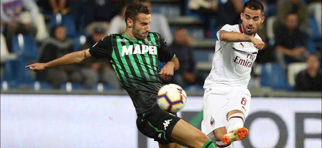 Copertina: Il Milan torna a vincere senza Higuain. Suso trascina i suoi: Sassuolo battuto 1-4