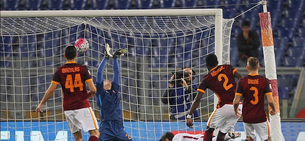 Copertina: Salah tre pali e un gol, ma col Bologna è solo 1-1