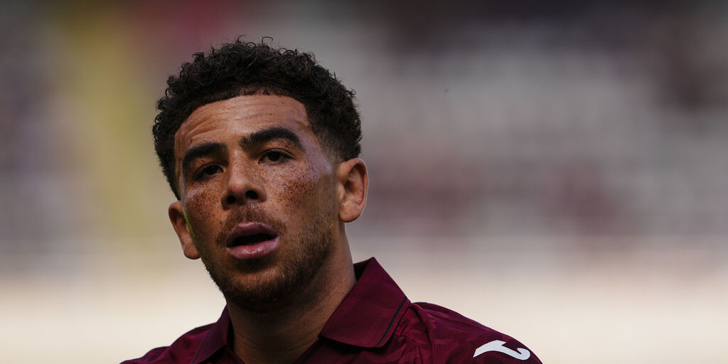 Copertina: Torino, Adams ai saluti? Si pensa a El Shaarawy per sostituirlo