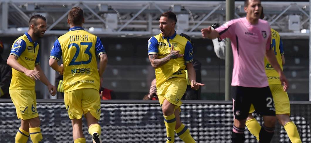 Copertina: Chievo, Cacciatore: "Qui la mia esperienza più importante. Inglese via a gennaio? Ha la testa giusta..."