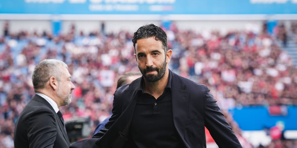 Copertina: Milan, Amorim: "La squadra sta bene, Camarda si sta allenando bene"