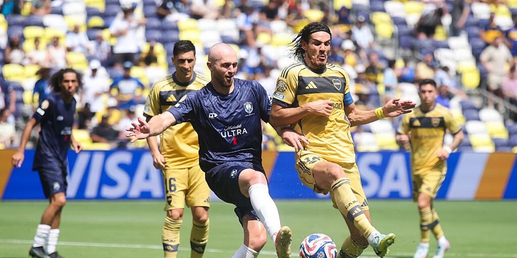Copertina: Gray porta l'Auckland City nella storia: fermato il Boca Juniors