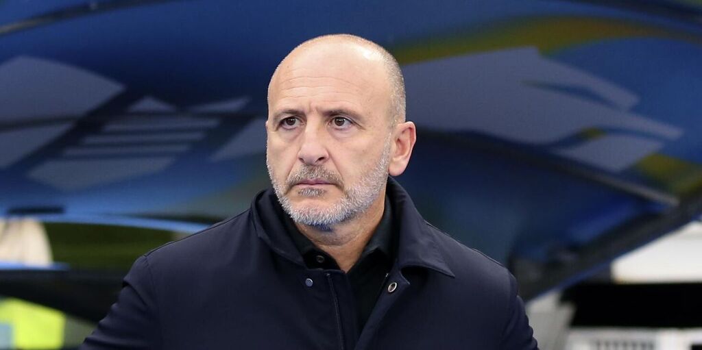 Copertina: Ausilio: "Bastoni? Non ci sono situazioni che lo vedono lontano dall'Inter, Chivu? Gli serviva solo tempo"