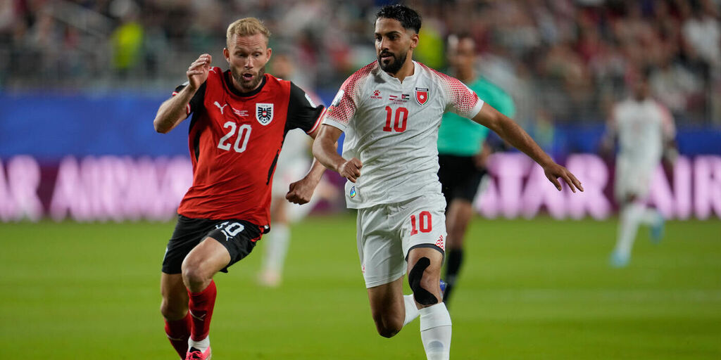 Copertina: L'Austria vince 3-1, ma soffre per 76' contro la Giordania