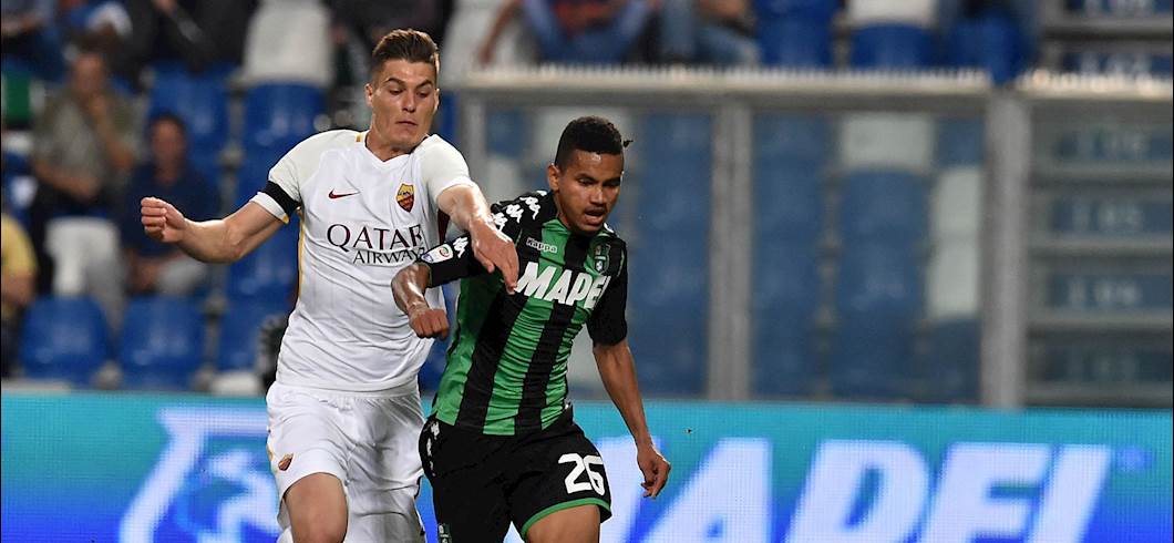 Copertina: Al Mapei Stadium decide un autogol di Pegolo, la Roma vince e chiude al terzo posto