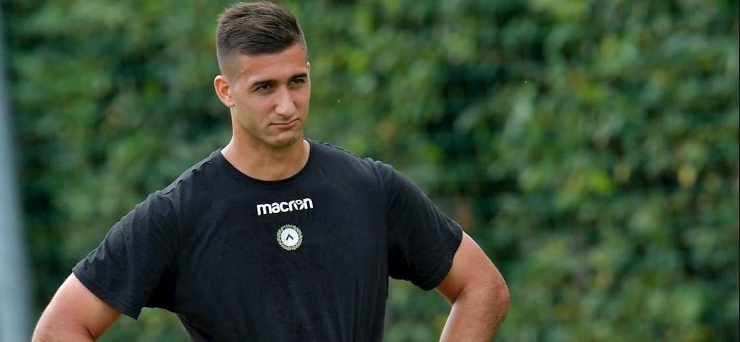 Copertina: L'Udinese presenta Musso. Messaggio ai fantallenatori: "Sono un para-rigori!"