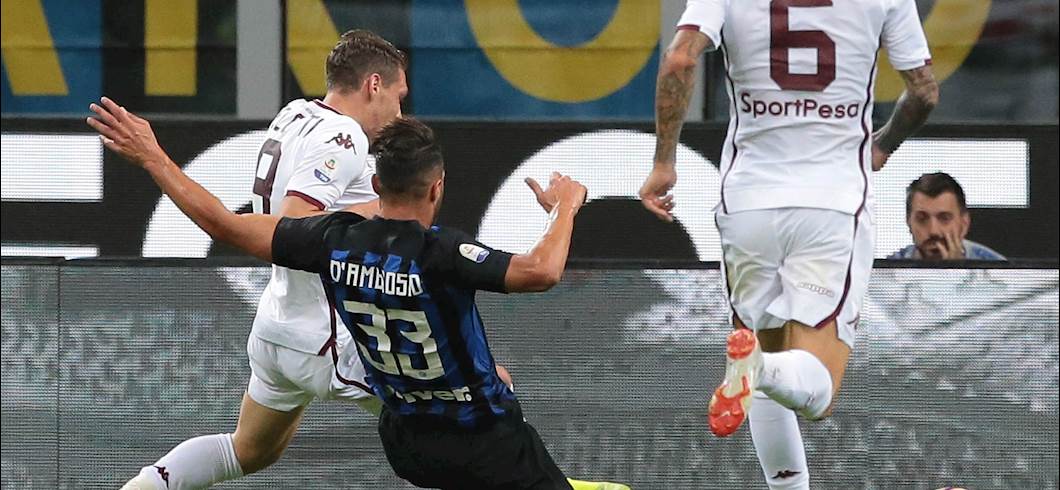 Copertina: Sprint Inter, cuore Torino: a San Siro finisce 2-2