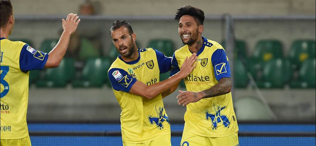 Copertina: L'hat trick di Inglese per la vittoria rotonda del Chievo: al "Mapei", Sassuolo annichilito 3 a 1