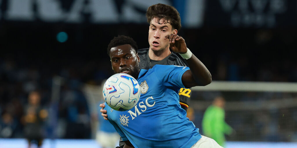 Copertina: Napoli, infortunio per Badiashile