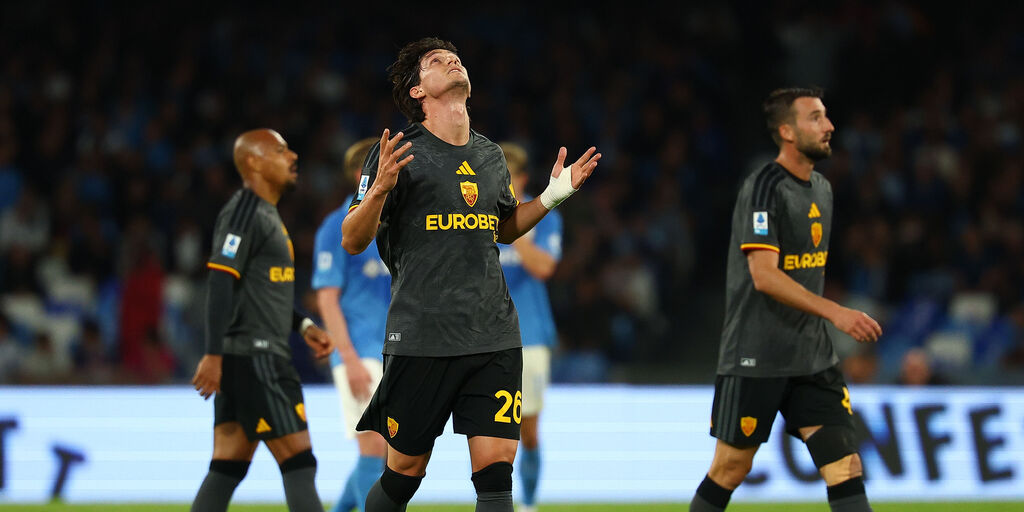 Copertina: Spettacolo al 'Maradona', le doppiette di McTominay e Balerdi decidono Napoli-Roma