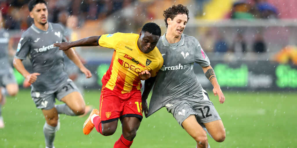 Copertina: Lecce, ultimo allenamento settimanale: Banda a parte