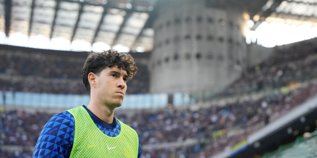 Copertina: Inter, Bastoni: "Obbligati a fare risultato, dobbiamo prenderci responsabilità individuali"