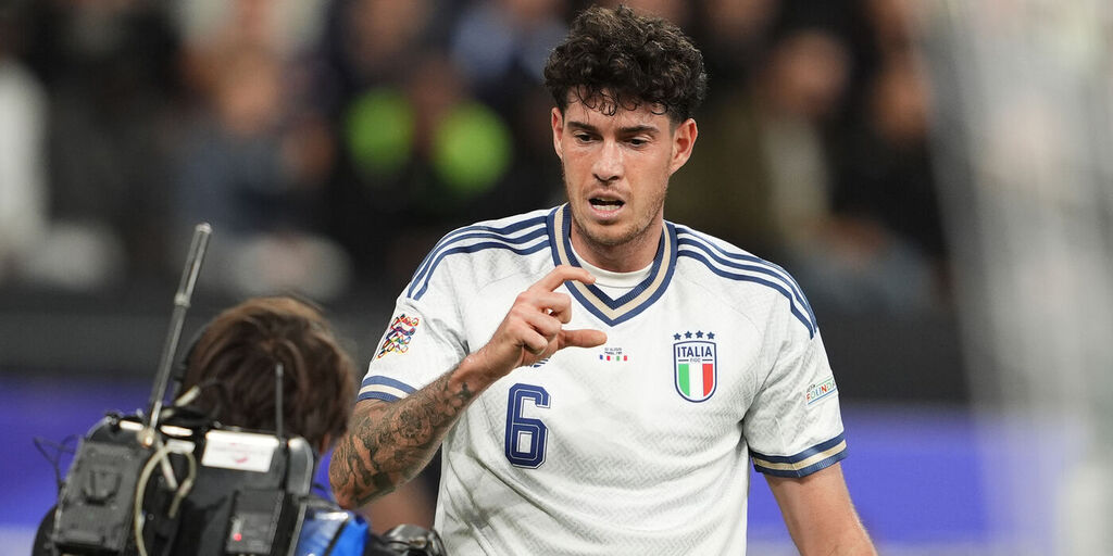 Copertina: La riprende Bastoni: l'Italia pareggia 1-1 contro la Francia