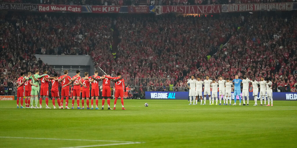 Copertina: Finisce 4-3 la partita più bella dell'anno: il Bayern Monaco supera il Real Madrid e va in semifinale