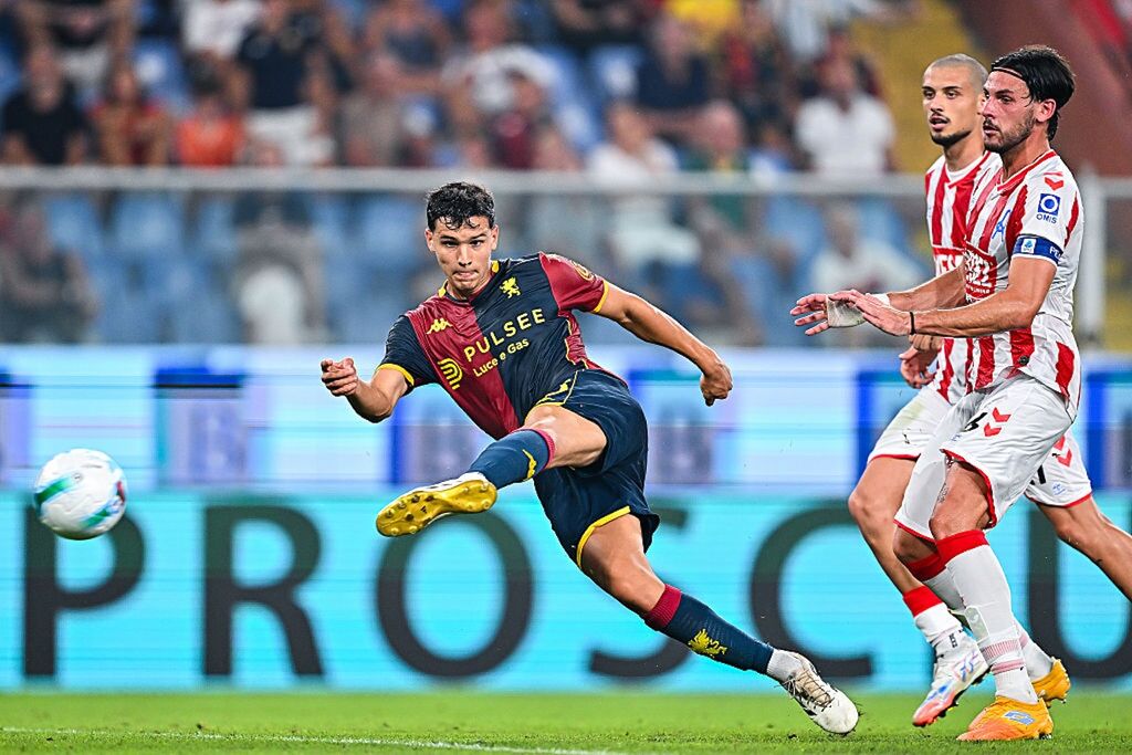 Tris del Genoa al Vicenza: a segno Carboni e Stanciu (Getty Images)