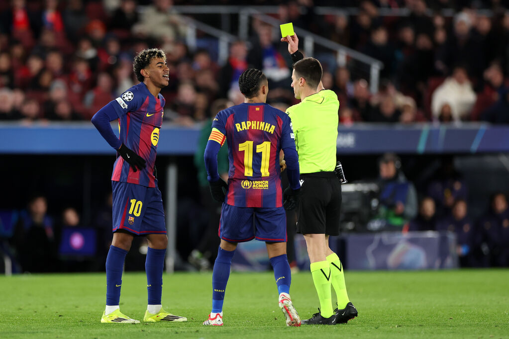 Barcellona - Copenhagen 4-1, Yamal si becca il cartellino giallo (Getty)