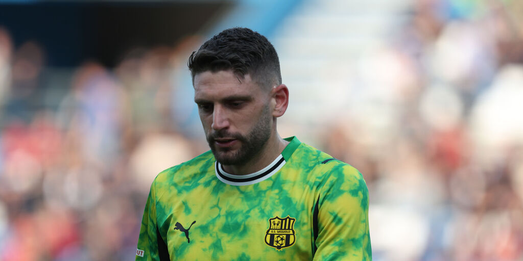 Copertina: Genoa-Sassuolo, parapiglia nel tunnel: espulsi Berardi ed Ellertsson