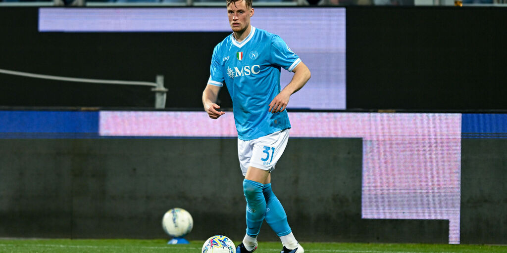 Copertina: Napoli, dall'Inghilterra: il Liverpool piomba su Beukema